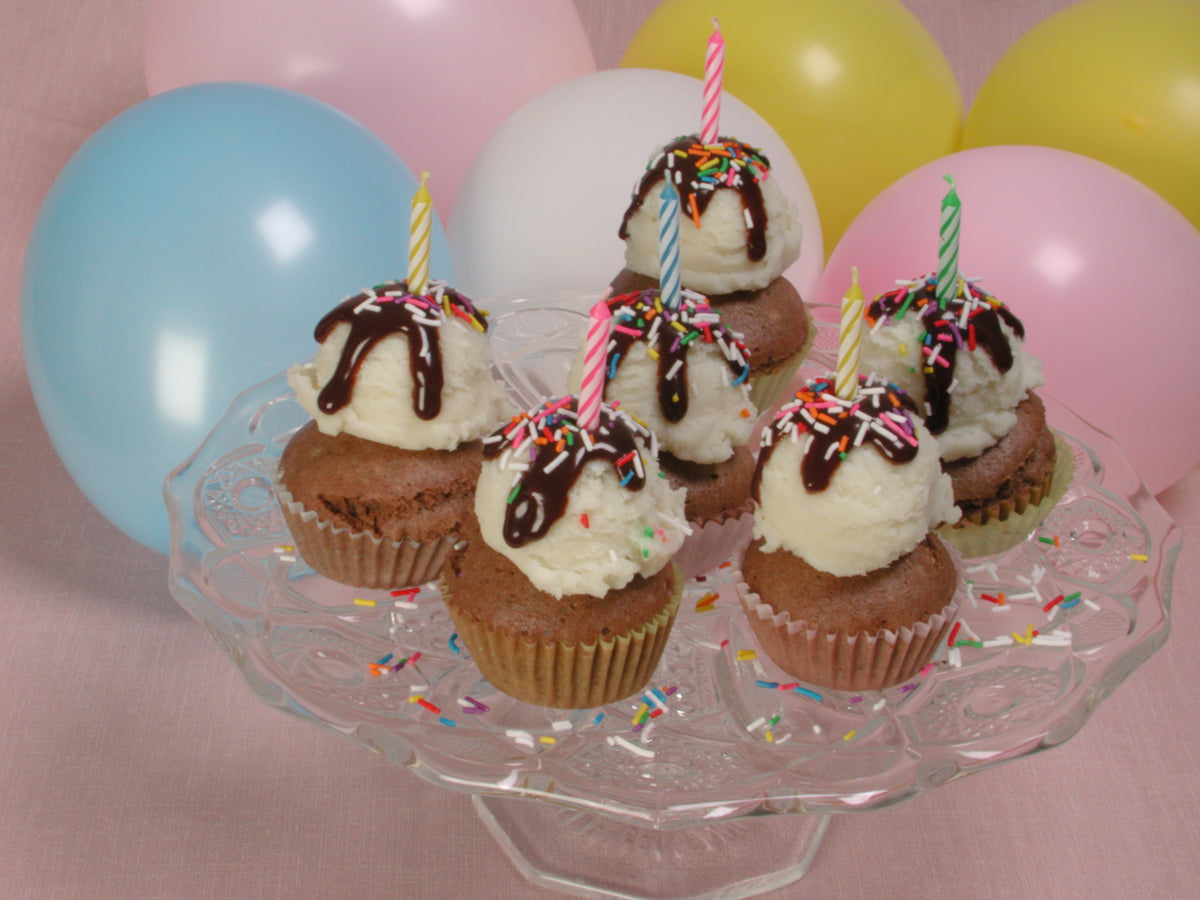 Happy Birthday Fudge Cup Cakes